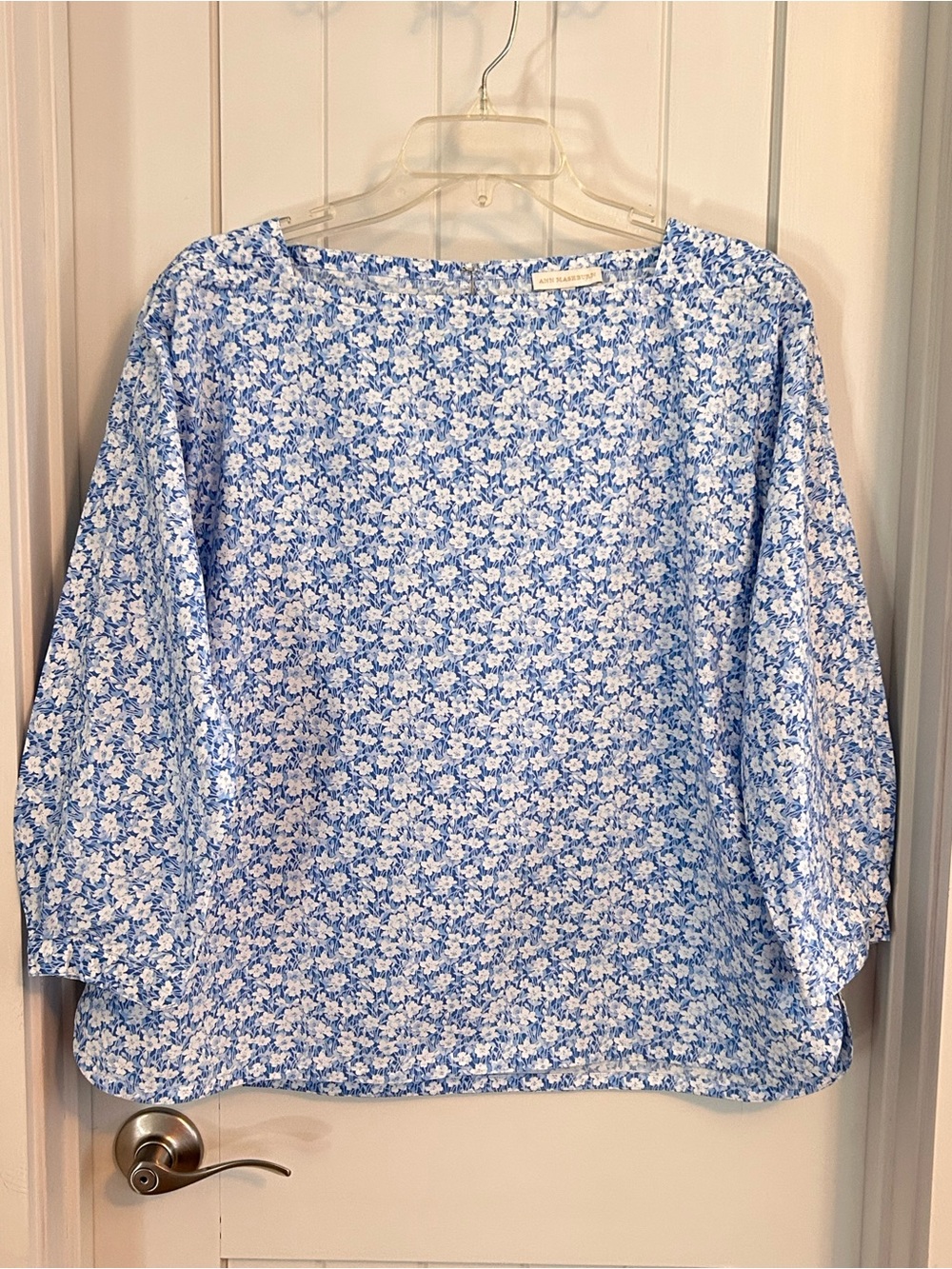 ANN MASHBURN Blue and White Floral Boatneck Boxy Blouse Large